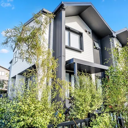 Villa Coolwaters - Long Bay Private Townhouse